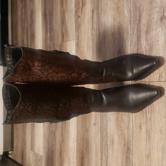 Western Cowboy boots brown and black with faux fur on the outside. from brazil. - Picture 6 of 8
